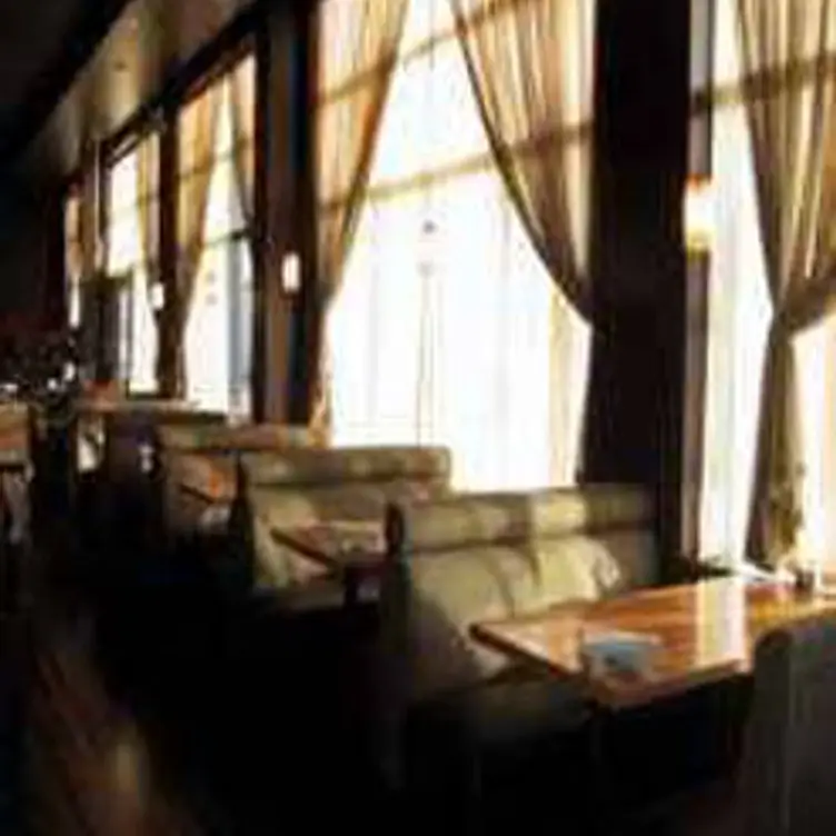 DOC Wine Bar - Lombard, Lombard, IL