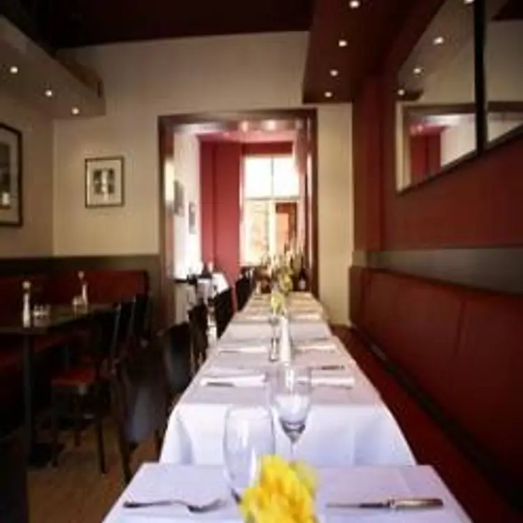 Pastis, Berlin, BE