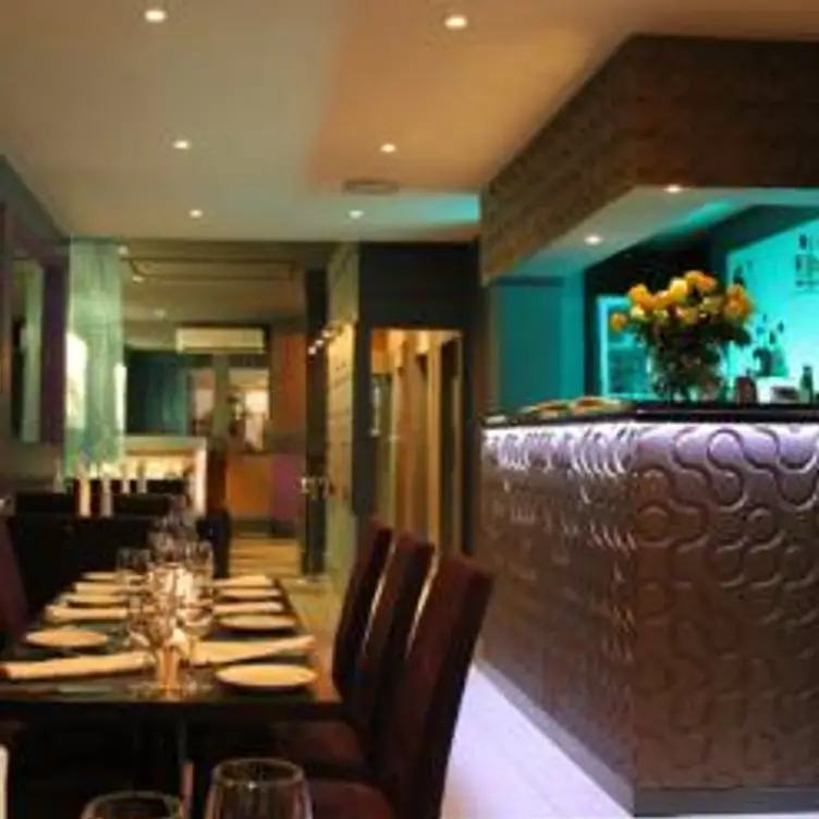 Tangawizi, Twickenham, Greater London