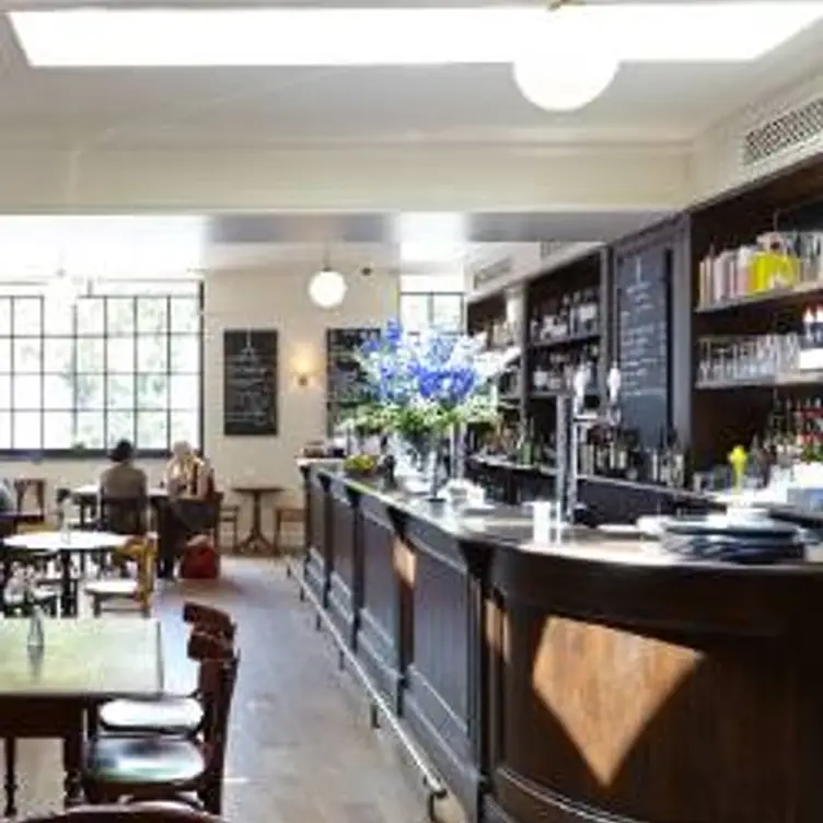 The 3 Crowns, London, 
