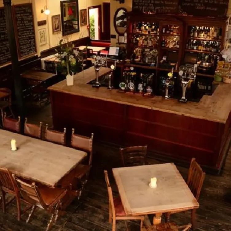 The Fox & Hounds, London, 