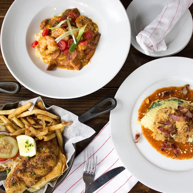 Coast Seafood and Raw Bar, Atlanta, GA