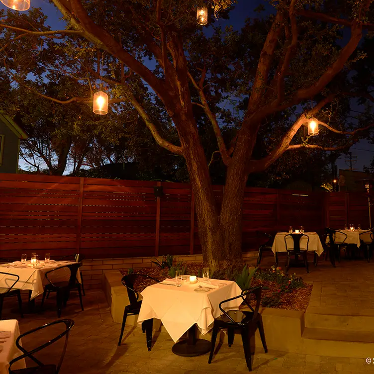 Crossings, South Pasadena, CA