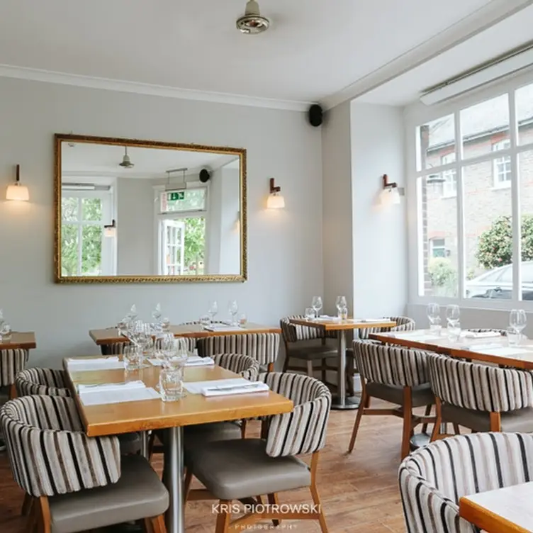 Charlotte's Place, London, 