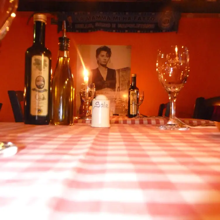 Delizie D Italia, Berlin, BE