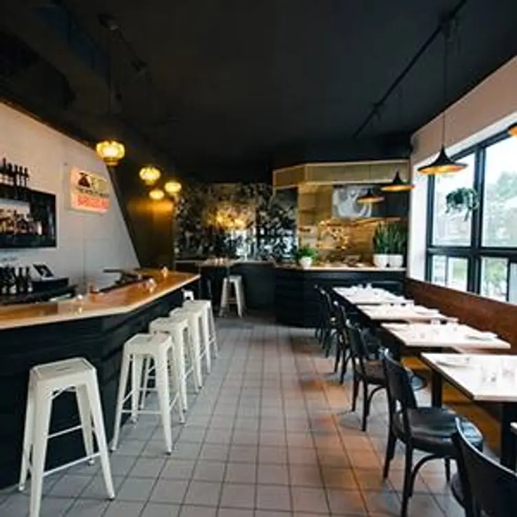 Mr Flamingo - Permanently Closed, Toronto, ON