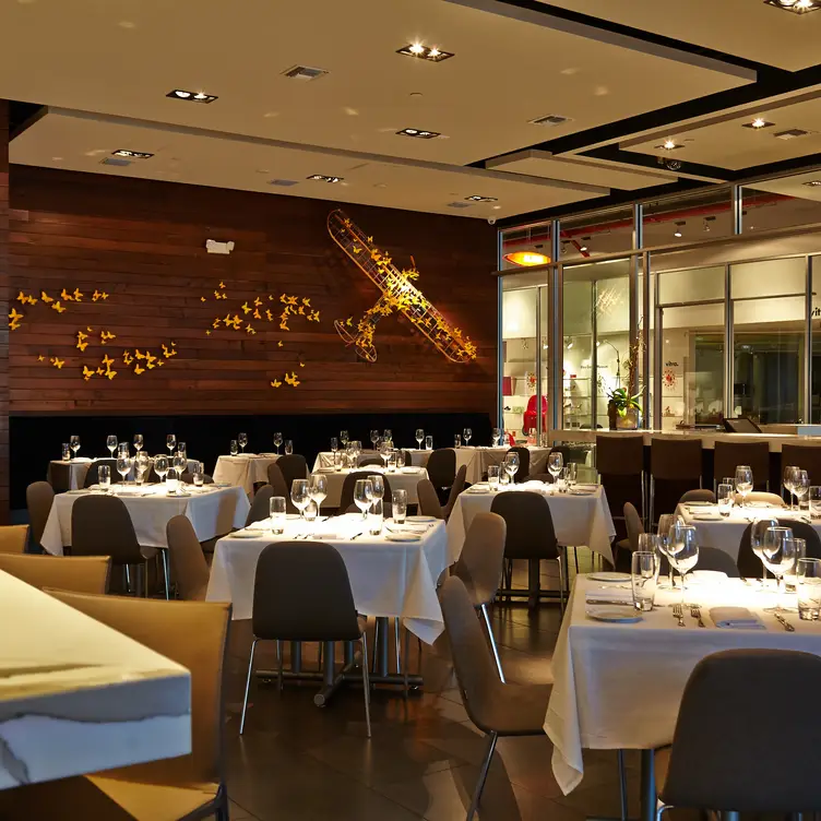 Dining Room - MC Kitchen, Miami, FL