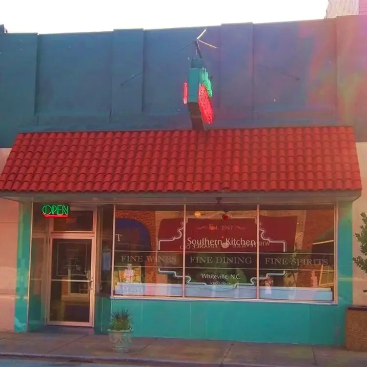 The Chef and The Frog, Whiteville, NC