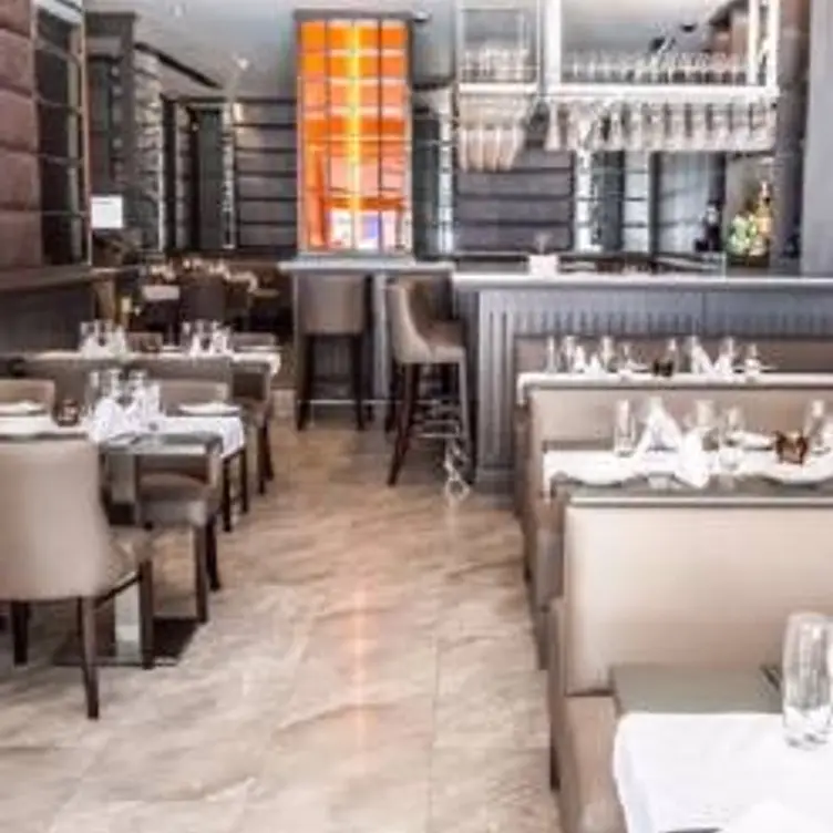 Lotus Restaurant - Permanently Closed, London, 