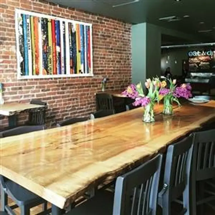 Eat on North - The Backlot, Pittsfield, MA