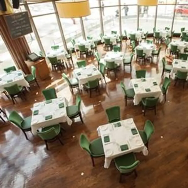 Ocean Cut - Permanently Closed, Chicago, IL