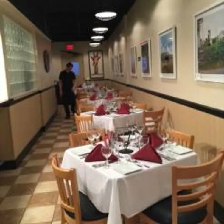 AKT Nourish - Permanently Closed, Haymarket, VA