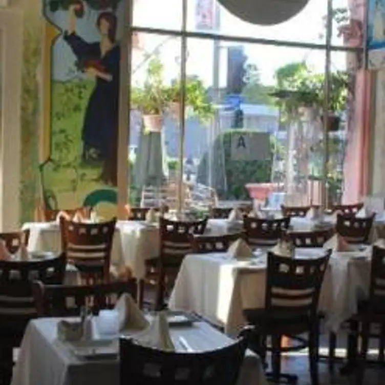 Tratto - Permanently Closed, Pacific Palisades, CA