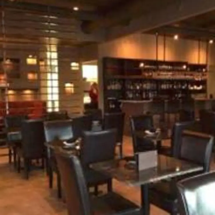Table 10 Restaurant & Cocktail Lounge, Regina, SK