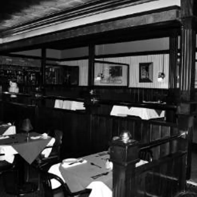 Tony Capone's Italian Grill ON Ottawa