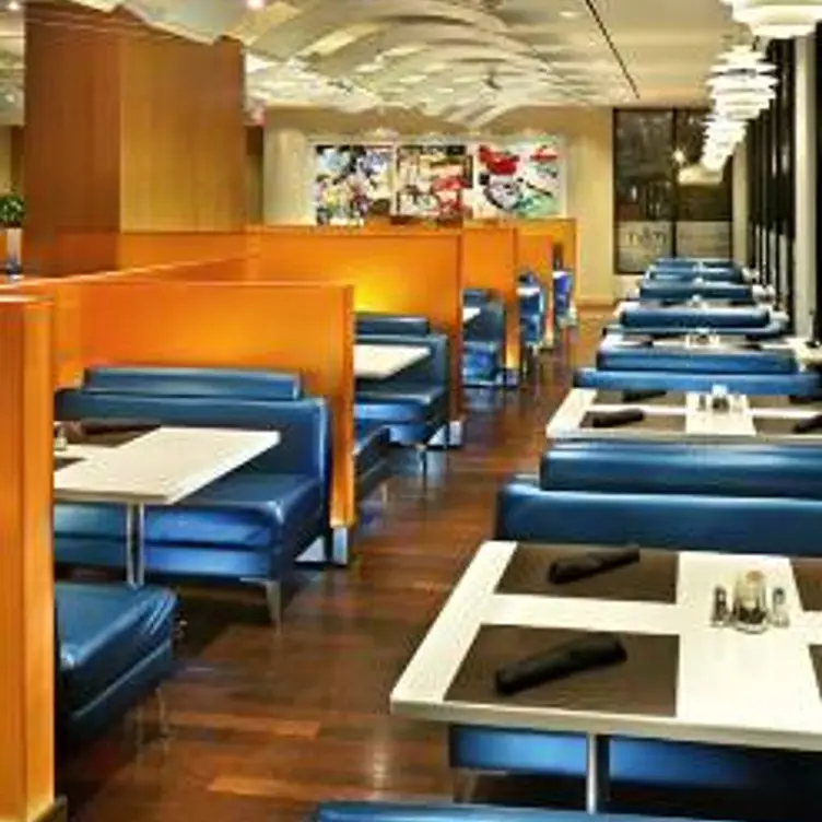 m&m Bistro, Hartford, CT