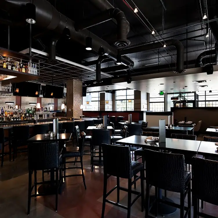 Hodson's Bar and Grill - Southglenn - Permanently Closed, Centennial, CO