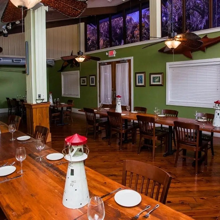 Rustic Inn Crabhouse - Jupiter, FL - Permanently Closed, Jupiter, FL