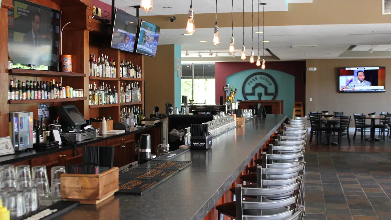 Free House American Eatery & Pub - Permanently Closed, Delray Beach, FL