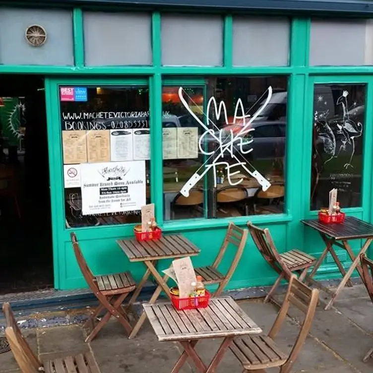 Machete, London, 