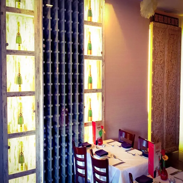 Jilabi, Birmingham, West Midlands