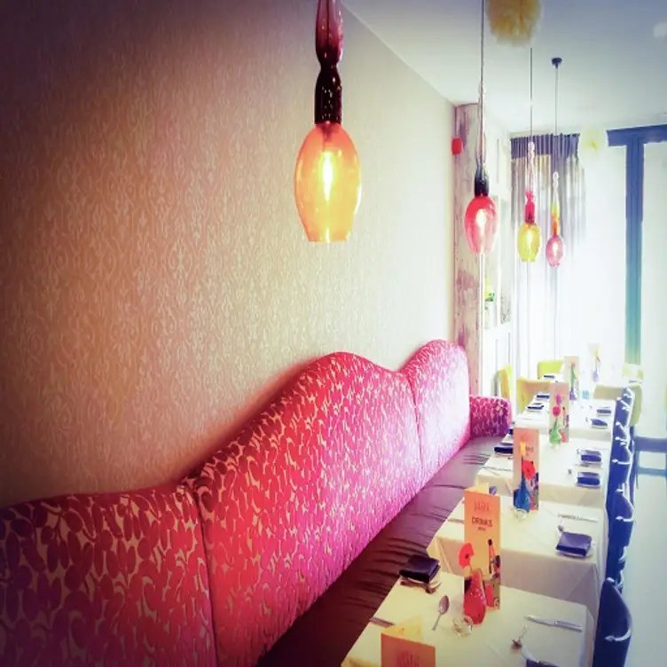 Jilabi, Birmingham, West Midlands