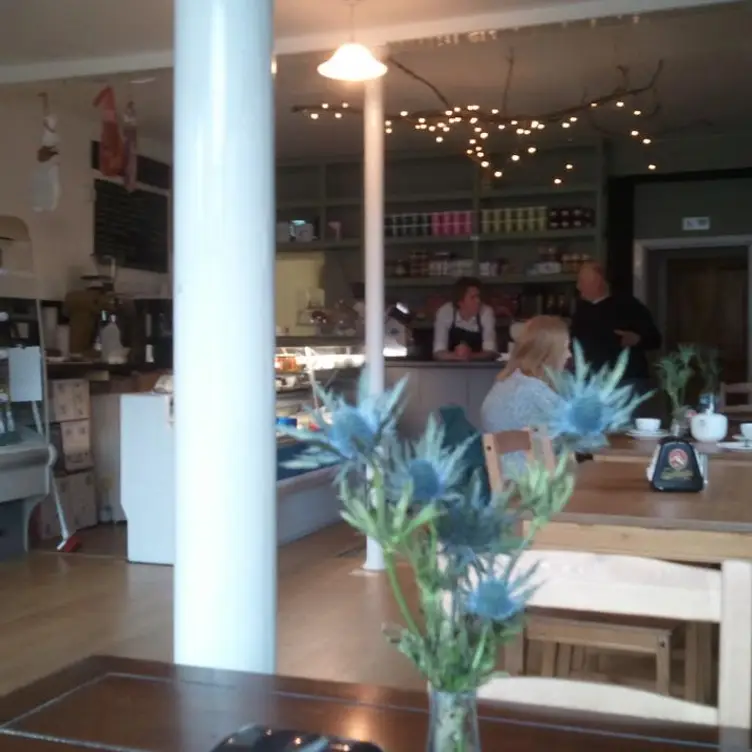 Wood's Delicatessen, Edinburgh, 