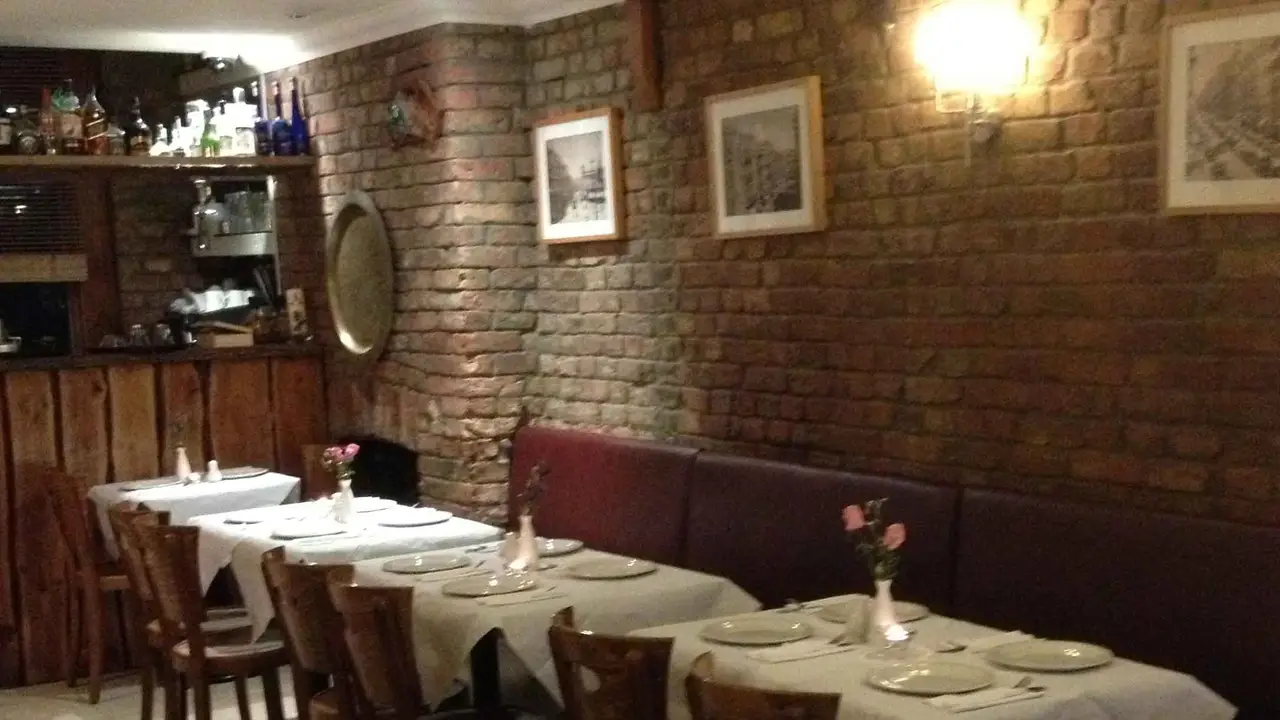 The Cedar Restaurant & Bar, London, 