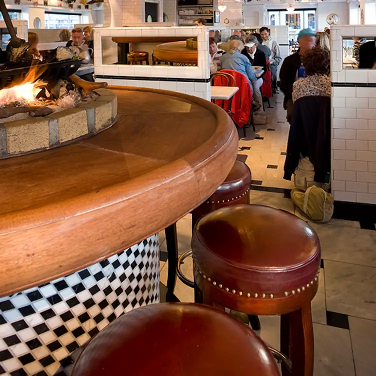 Bar details - Crab House at Pier 39, San Francisco, CA