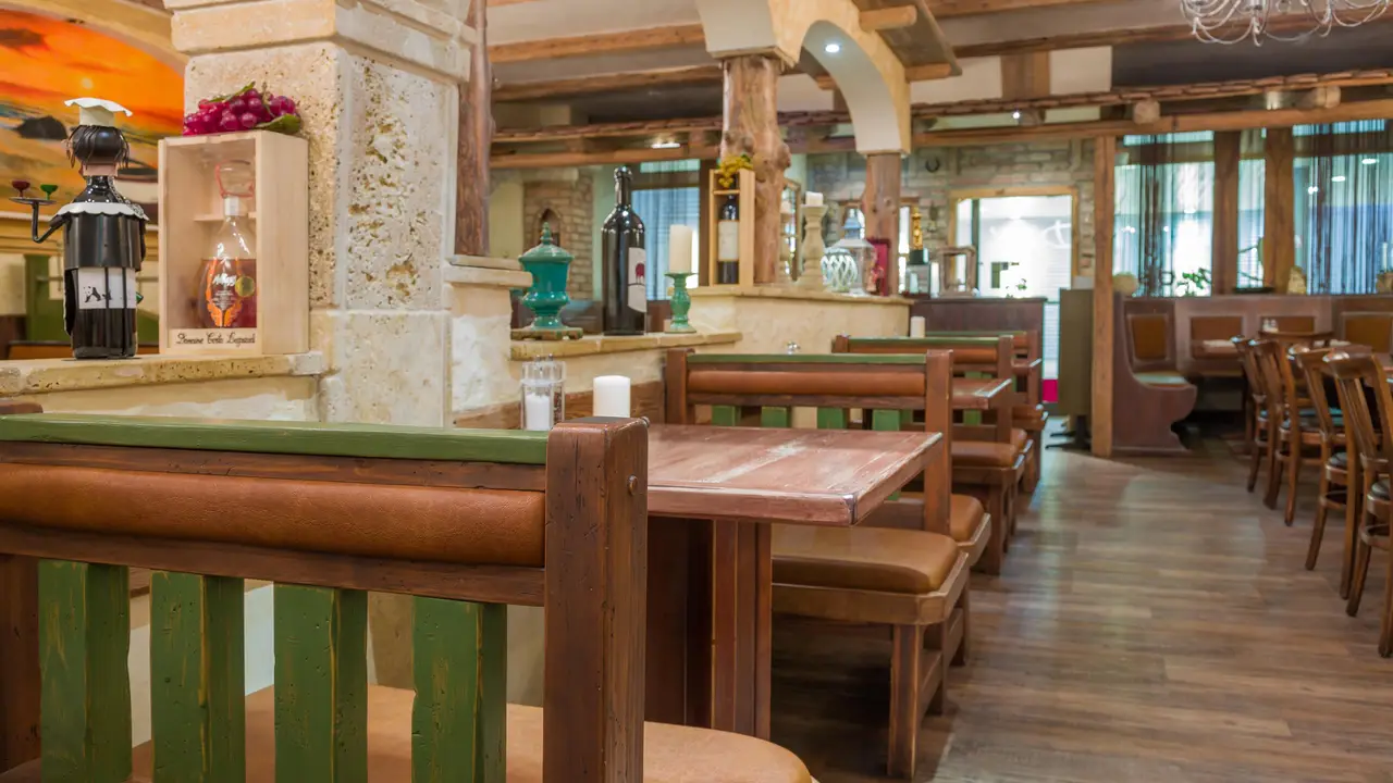 Dimo's Restaurant, München, BY