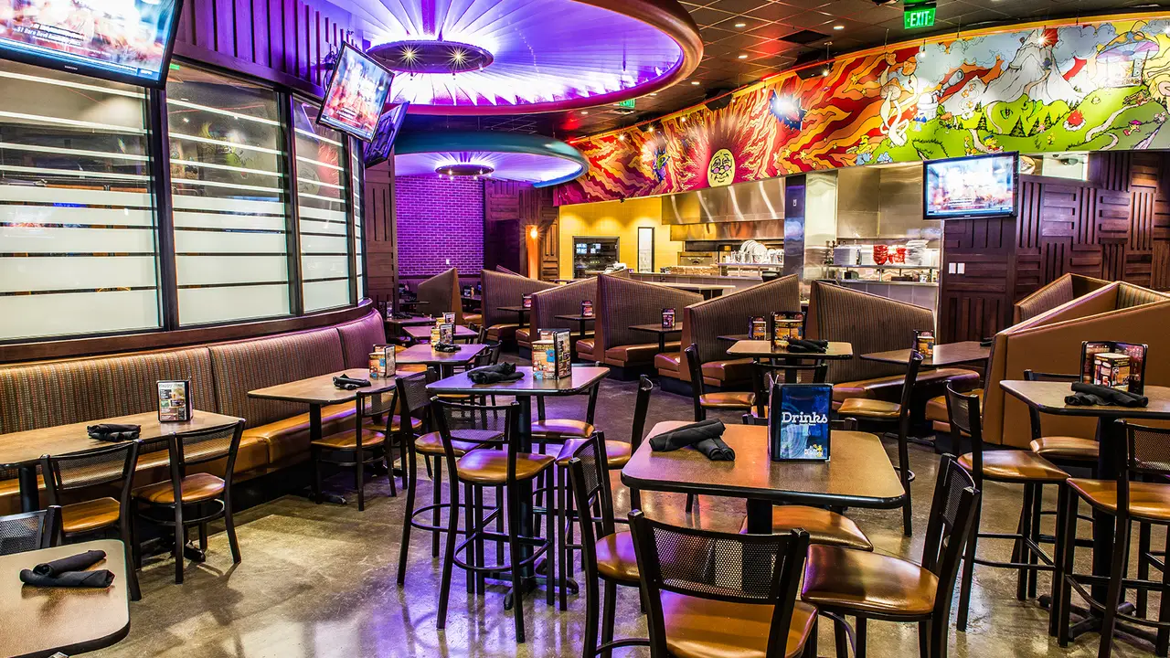 Mellow Mushroom - Centennial - Permanently Closed, Centennial, CO
