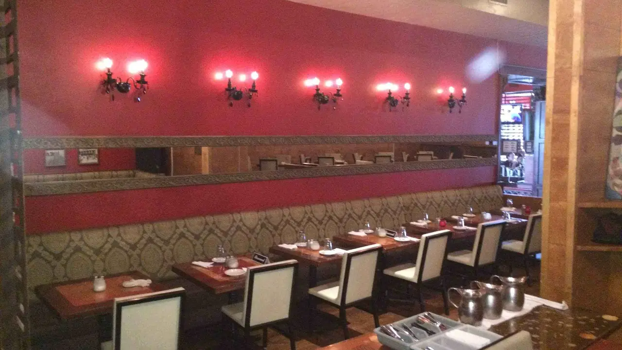 Cy's King Crab Oyster Bar & Grill, Chicago, IL