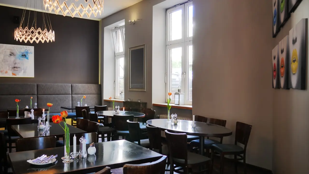 Soho + Tomasa, Berlin, BE