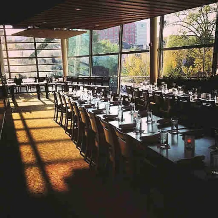 Harvest Seasonal Grill & Wine Bar - University City - Permanently Closed, Philadelphia, PA