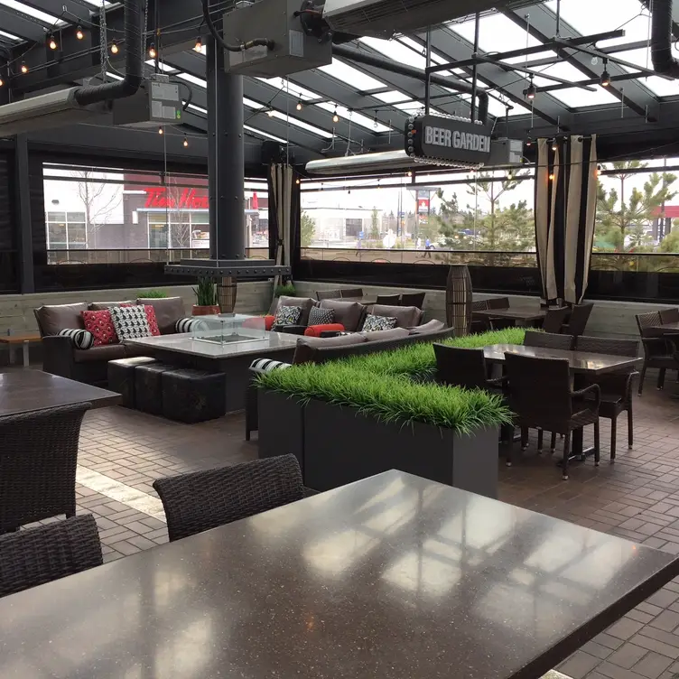 Browns Socialhouse - West Henday, Edmonton, AB