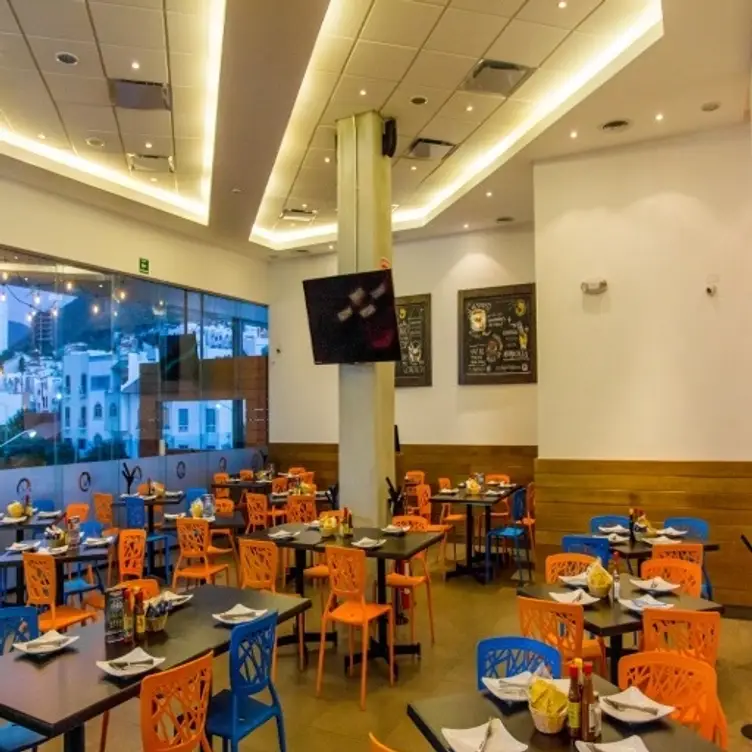 El Agasajo- Plaza Sienna, Monterrey, NLE