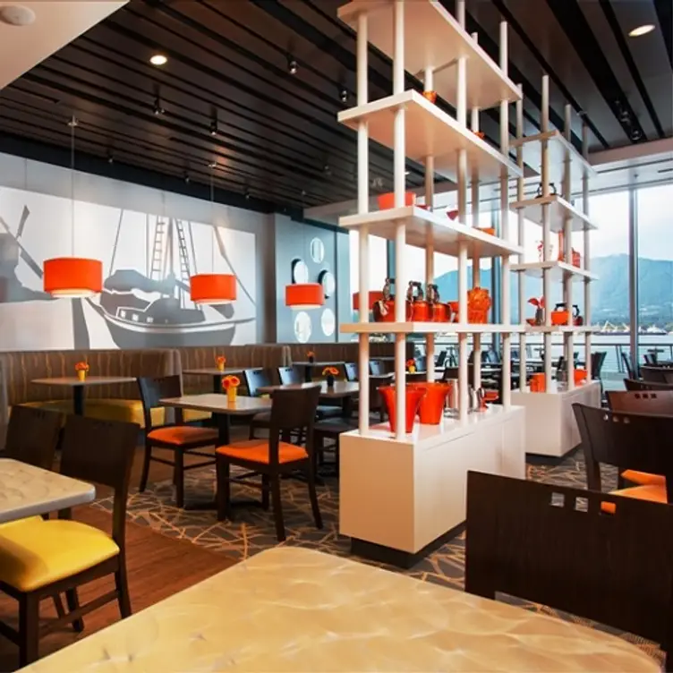 De Dutch - Burrard Landing, Vancouver, BC