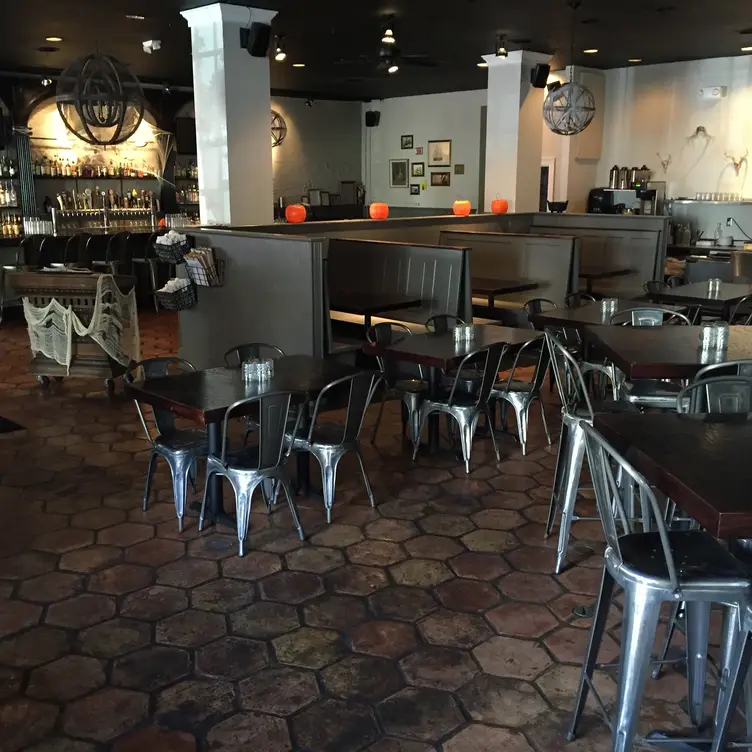 Postbellum, Richmond, VA