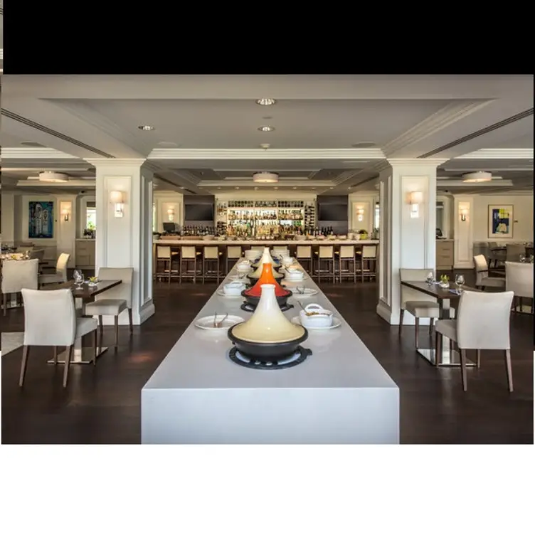 Crown & Anchor - Hamilton Princess & Beach Club, Hamilton, Hamilton
