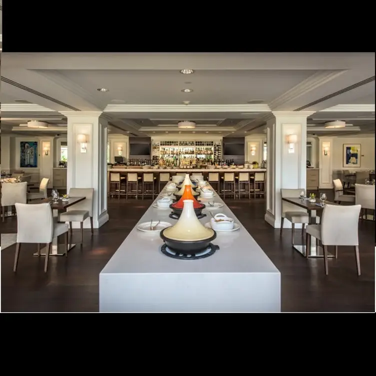 Crown & Anchor - Hamilton Princess & Beach Club, Hamilton, Hamilton