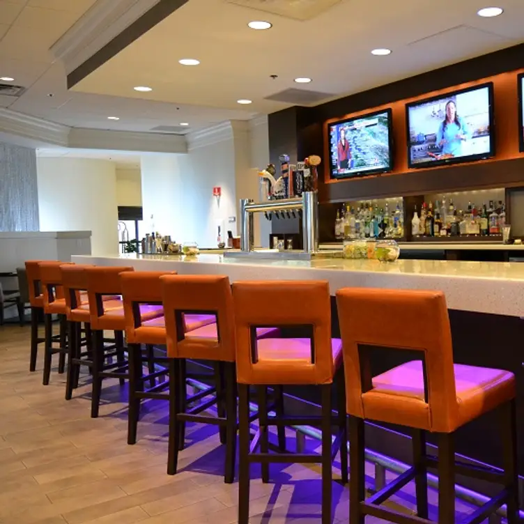 Sevens Bar and Grill at Sonesta San Jose, Milpitas, CA