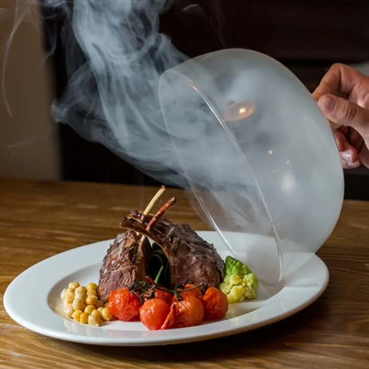 Buoni Amici, London, 
