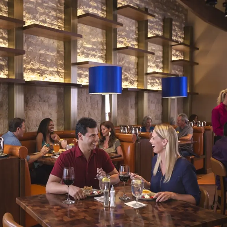 Lone Butte Bar & Grille, Chandler, AZ