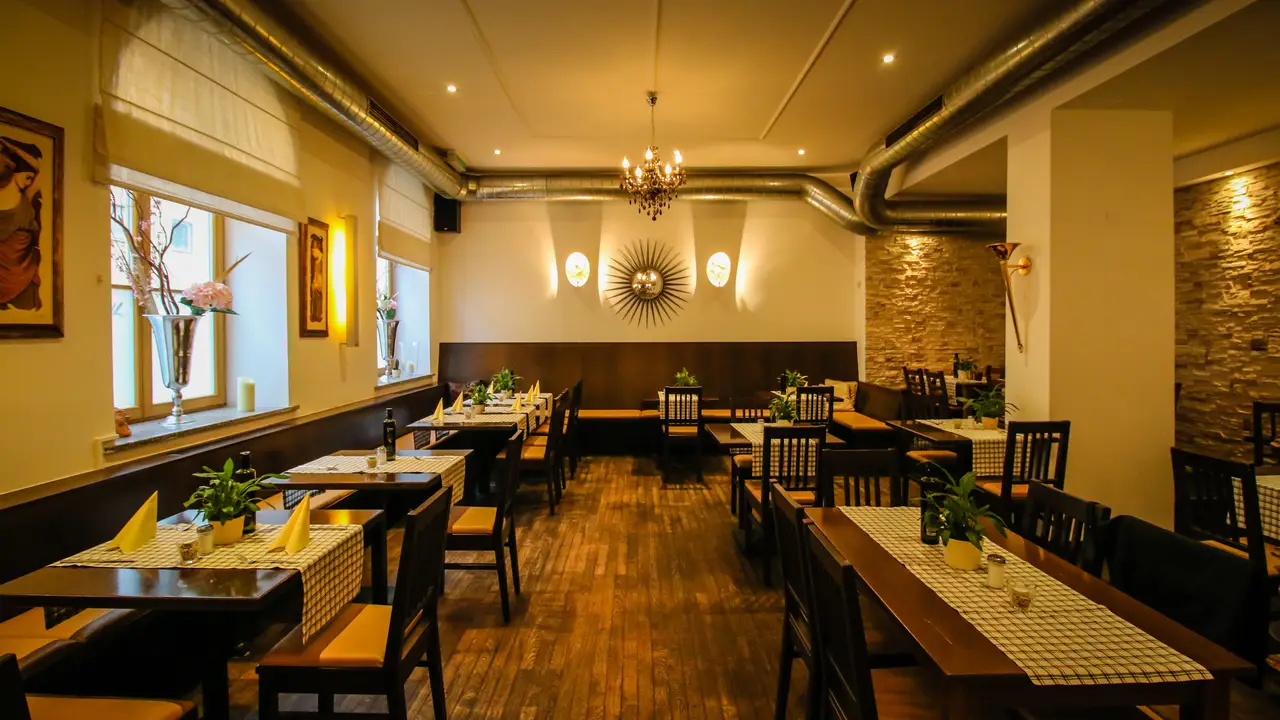 Taverna Avli   Munich - Taverna Avli, München, BY
