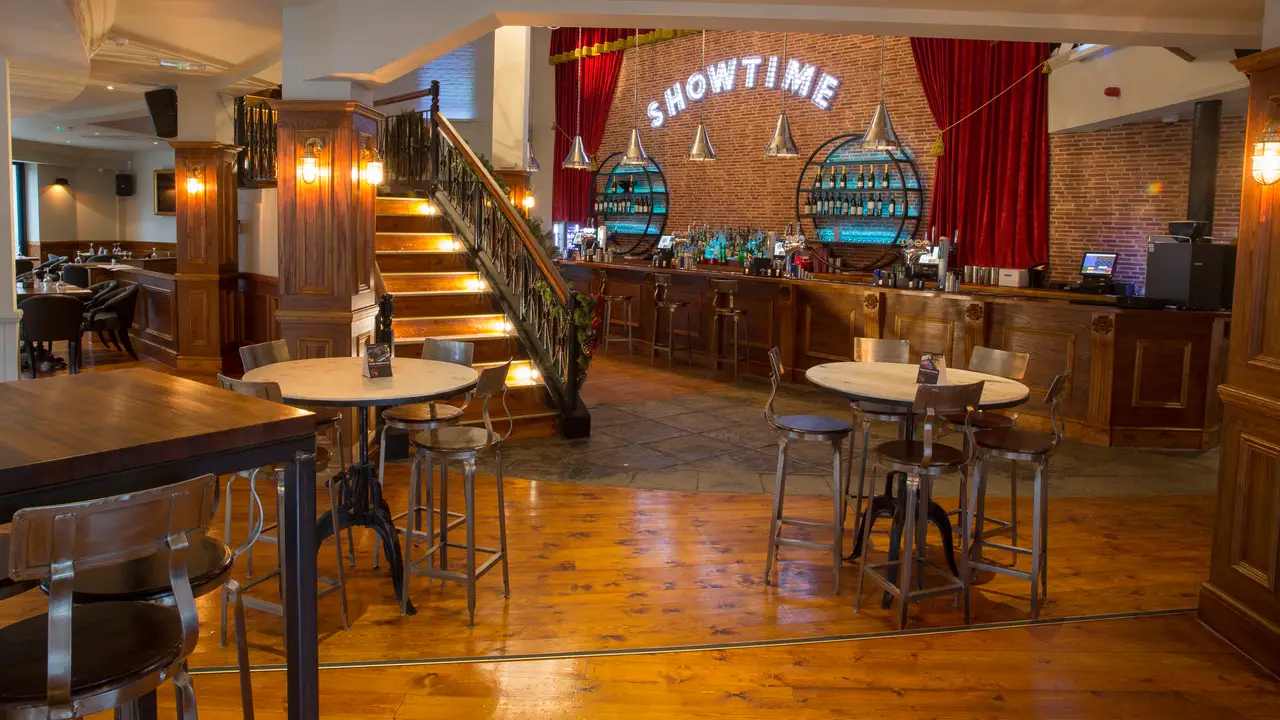 Mk Social () (zf    ) - Electric Social MK, Milton Keynes, Buckinghamshire