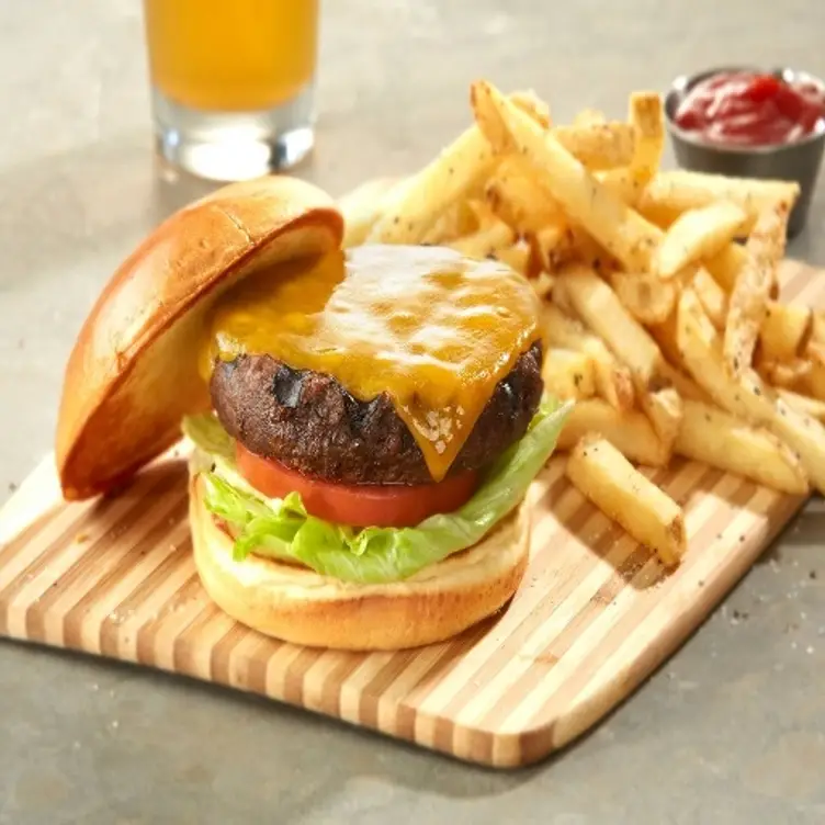 Gordon Biersch Brewery Restaurant - Annapolis, Annapolis, MD