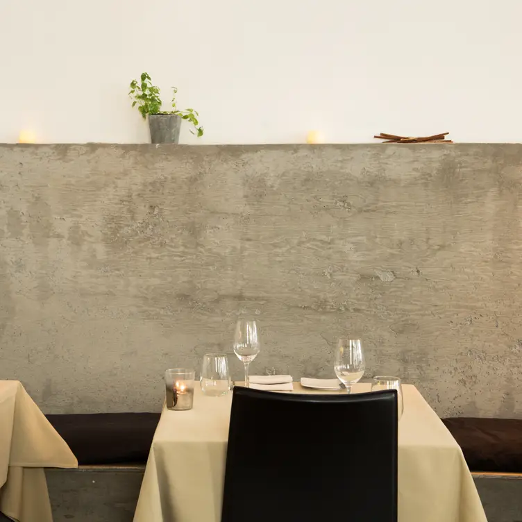 Decor - CHIAROSCURO - Permanently Closed, San Francisco, CA