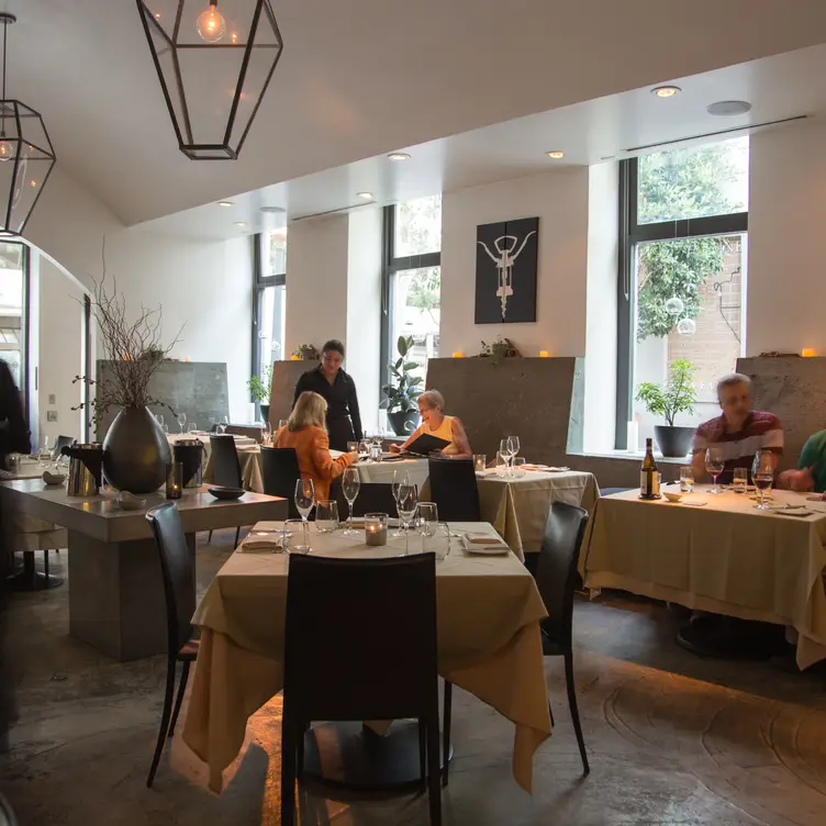 Full Dining Room - CHIAROSCURO - Permanently Closed, San Francisco, CA