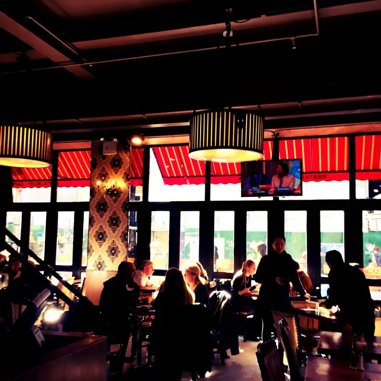 TSQ Brasserie, New York, NY