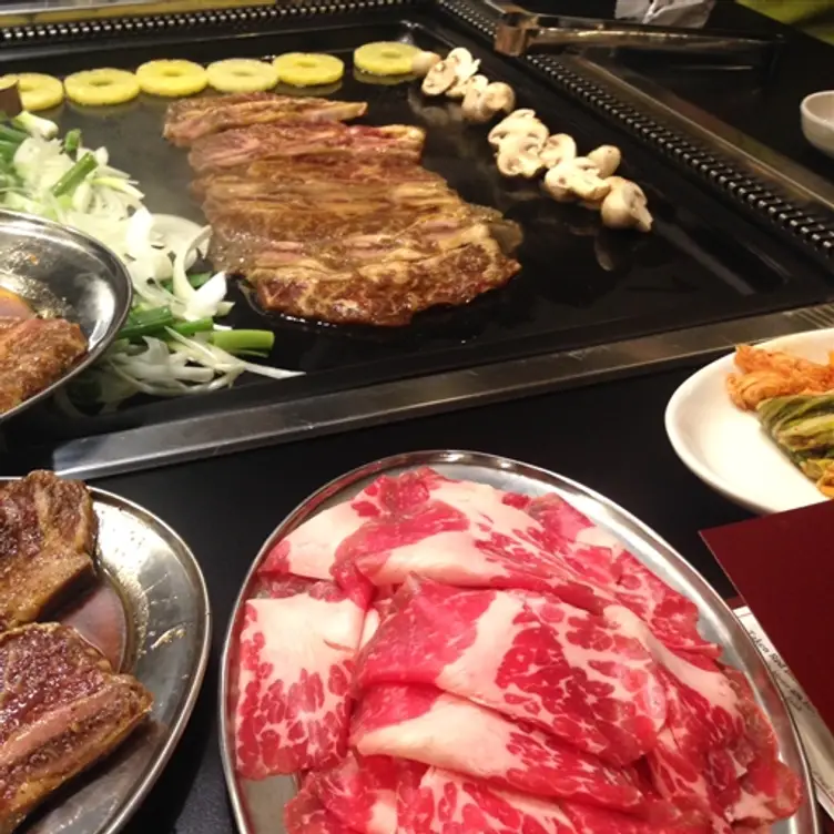 Grill on the Rock - Permanently Closed, Buffalo Grove, IL